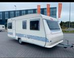 Te koop: Adria Caravan Unica 502DU, compleet!, Rondzit, Particulier, Adria, Koelkast