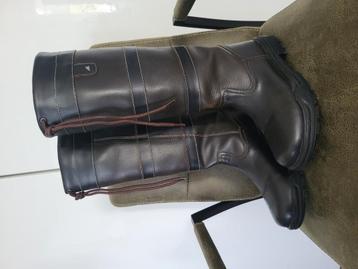 Mondoni lifestyle laars maat 42 met rits beschikbaar voor biedingen