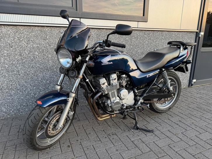 Honda CB750 Seven Fifty 1995, Motoren, Motoren | Honda, Particulier, Naked bike, meer dan 35 kW, 4 cilinders, Motorrijbewijs A