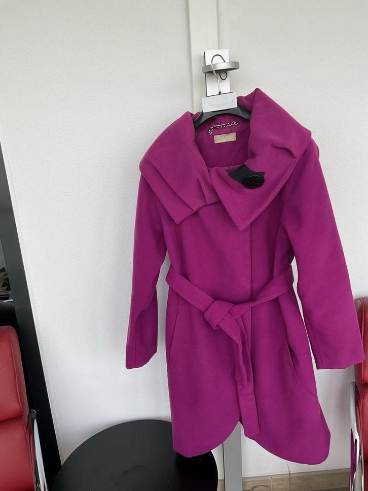 Nicky winterjas framboos kleur - maat 42, Kleding | Dames, Jassen | Winter, Zo goed als nieuw, Maat 42/44 (L), Roze, Ophalen of Verzenden