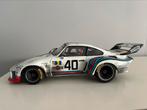 Exoto Porsche 935 #40 Martini Finish Line, Hobby en Vrije tijd, Modelauto's | 1:18, Ophalen, Zo goed als nieuw