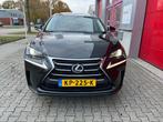 Lexus NX 300h AWD Luxury Line / Fabrieks glazen sch - kantel, Auto's, Lexus, Automaat, Gebruikt, Euro 6, 109 €/maand
