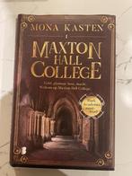Maxton Hall College van Mona Kasten, Ophalen of Verzenden, Zo goed als nieuw
