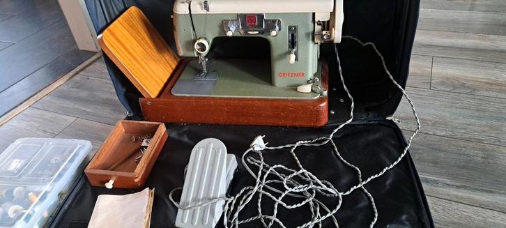 Gritzner naaimachine, Antiek en Kunst, Antiek | Naaimachines, Ophalen