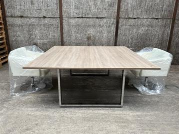 Vierkante vergadertafel 180x180cm - SHOWMODEL FLINKE KORTING beschikbaar voor biedingen