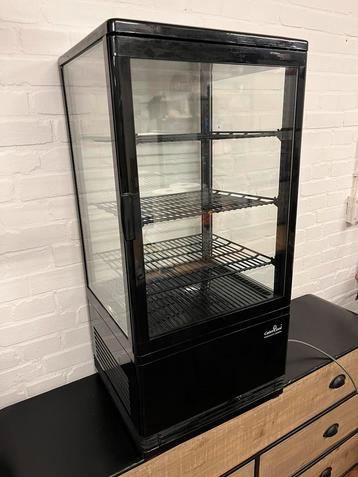 Catercool gebaksvitrine beschikbaar voor biedingen