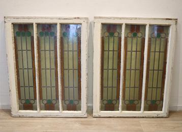 Set antieke glas-in-loodramen  beschikbaar voor biedingen
