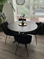 Eettafel ronde set met stoelen kruispoot 4 stoelen, Huis en Inrichting, Tafels | Eettafels, Ophalen of Verzenden, Zo goed als nieuw