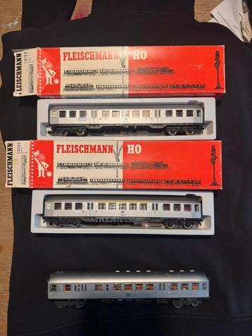 Fleischmann H0 International DB 2 x zgan OVP, 1 x schade beschikbaar voor biedingen