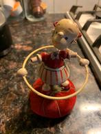 Bijzonder Speldenkussen met wiebelaar meisje meetlint, Ophalen of Verzenden