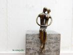 070* Bronzen zit koppel (Boven €75 geen verzendkosten), Tuin en Terras, Tuinbeelden, Ophalen of Verzenden, Nieuw, Overige materialen