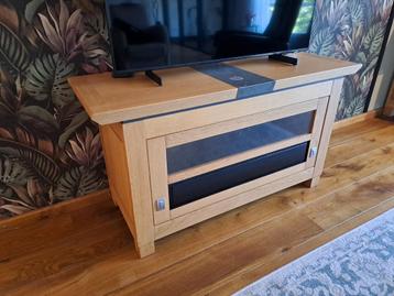 TV meubel. beschikbaar voor biedingen