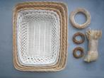 5 Rieten mandjes, ringen blank + bruin en raffia blank, Hobby en Vrije tijd, Ophalen of Verzenden, Nieuw, Materiaal