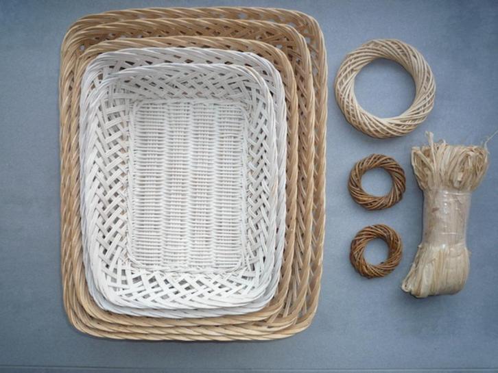 5 Rieten mandjes, ringen blank + bruin en raffia blank, Hobby en Vrije tijd, Knutselen, Nieuw, Materiaal, Ophalen of Verzenden