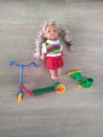 barbie / shelly met step en skates, Kinderen en Baby's, Speelgoed | Poppen, Gebruikt, Ophalen of Verzenden, Barbie