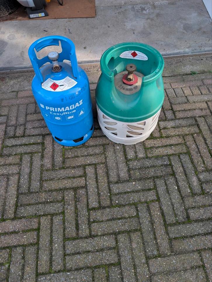 Twee gasflessen te koop, Caravans en Kamperen, Kampeeraccessoires, Gebruikt, Ophalen