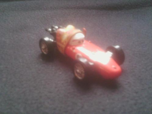 Disney Cars 2 Auto's      Mama Bernoulli (Zeldzaam), Kinderen en Baby's, Speelgoed | Speelgoedvoertuigen, Zo goed als nieuw, Ophalen of Verzenden