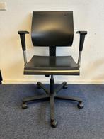 Kunststof zwarte bureaustoel, Ophalen, Gebruikt, Zwart, Bureaustoel
