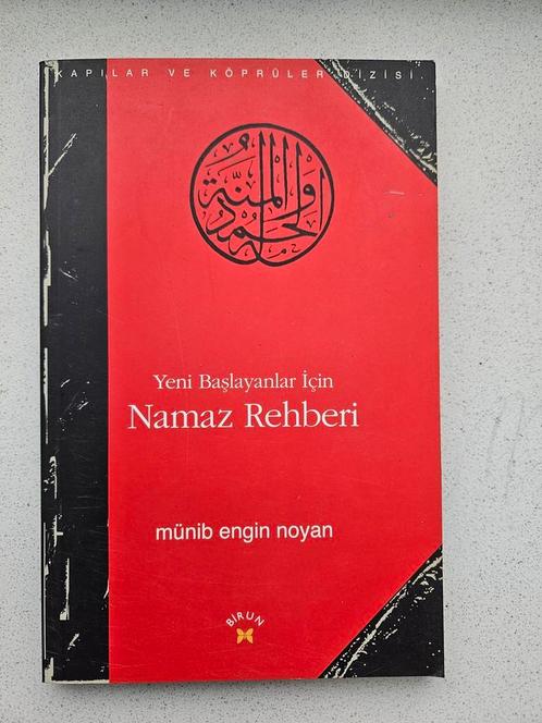 Namaz Rehberi; Munib Engin Noyan, Boeken, Catalogussen en Folders, Gelezen, Verzenden