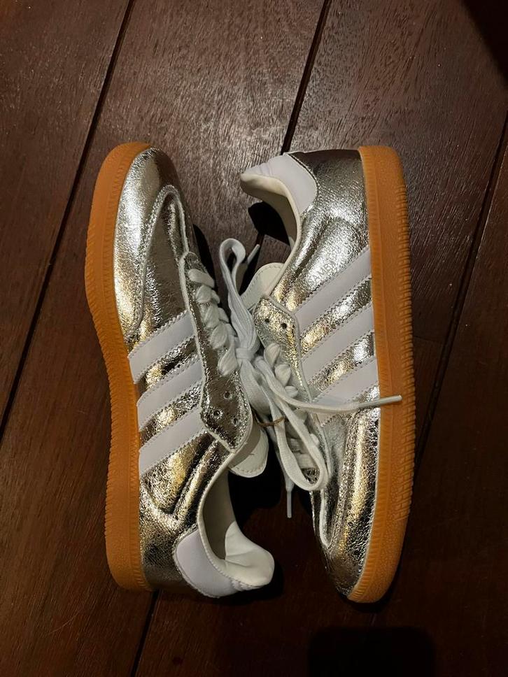 Adidas Samba Nieuw Zilver - Maat 39, Kleding | Dames, Schoenen, Nieuw, Sneakers of Gympen, Overige kleuren, Ophalen of Verzenden