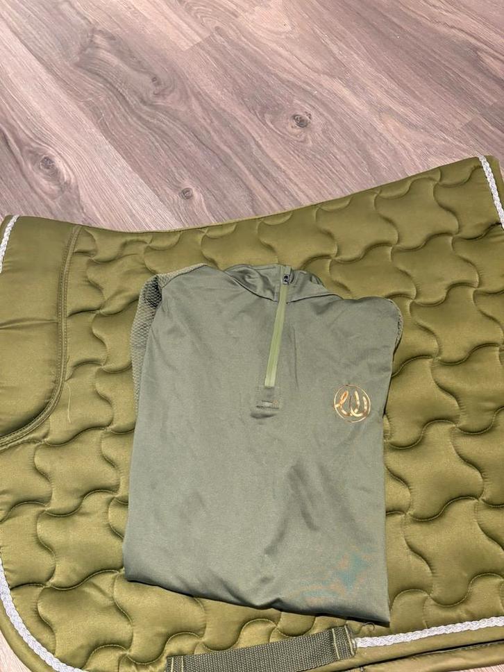 Mooi net paardendekje met bijpassend shirt, Dieren en Toebehoren, Paarden en Pony's | Dekens en Dekjes, Zo goed als nieuw, Ophalen of Verzenden