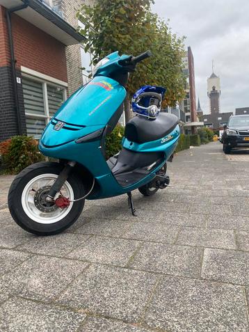 Peugeot zenith snor beschikbaar voor biedingen