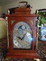 OUDE TAFEL KLOK  MET SLINGER UURWERK  THOMAS THELOR, Ophalen of Verzenden