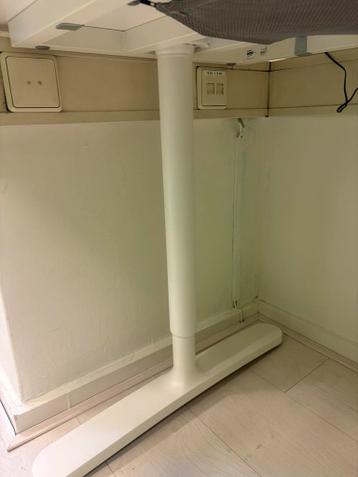 IKEA Bureau Bekant - In hoogte verstelbaar - afbeelding 8