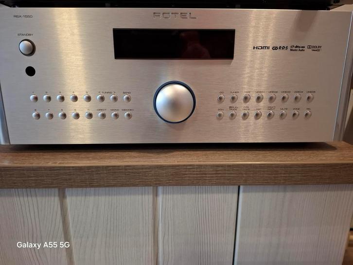 Defecte Rotel RSP-1550 receiver met afstandsbediening, Audio, Tv en Foto, Tuners, Niet werkend, Analoog, Ophalen