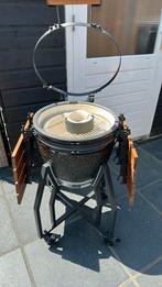Beschadigd houtskool barbecue, Tuin en Terras, Houtskoolbarbecues, Ophalen, Gebruikt