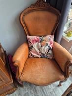 Antieke fauteuil., Antiek en Kunst, Antiek | Meubels | Kasten, Ophalen