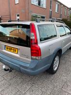 Volvo V70 2.4 T XC 4WD AUT 2001 Grijs, Auto's, 1800 kg, Zwart, 1657 kg, XC70