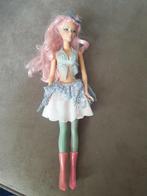 Barbie van Mattel uit 1999 met roze haar en gekleurde benen., Verzamelen, Ophalen of Verzenden, Zo goed als nieuw, Pop