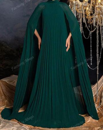 Goedkoopste mooie jurk moet weg beschikbaar voor biedingen