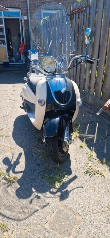 Znen Scooter Blauwkenteken - Bromfiets beschikbaar voor biedingen