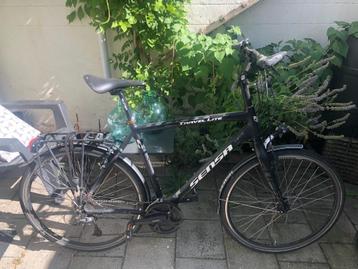 Trekking fiets Te Koop beschikbaar voor biedingen