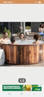 Helsinki jacuzzi opblaasbaar geen deksel, Tuin en Terras, Bubbelbaden en Hottubs, Ophalen of Verzenden, Zo goed als nieuw