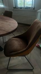Designer meubel; tafel incl 6 lederen/suede stoelen, Huizen en Kamers, Op zoek naar een kamer