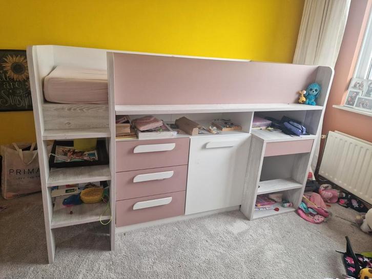 Half hoogslaper Yolo zgan, Kinderen en Baby's, Kinderkamer | Stapelbedden en Hoogslapers, Zo goed als nieuw, Hoogslaper, Ophalen of Verzenden