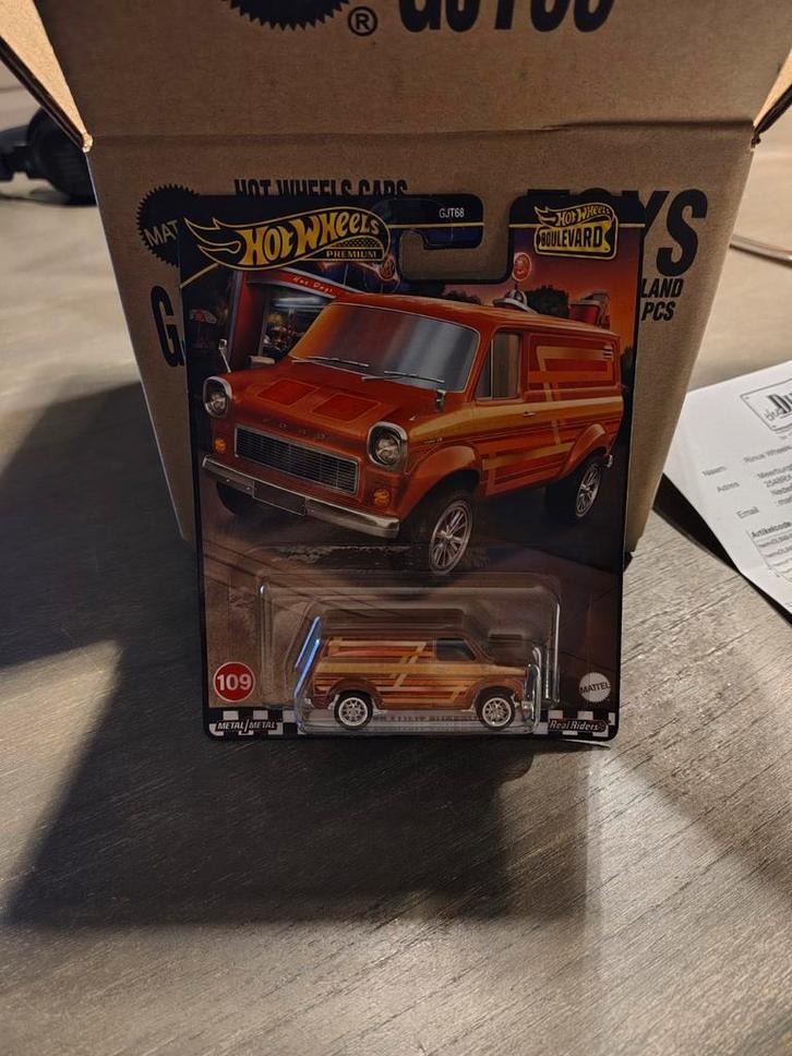 Hot Wheels Ford Transit Van, Hobby en Vrije tijd, Modelauto's | Overige schalen, Nieuw, Auto, Ophalen of Verzenden