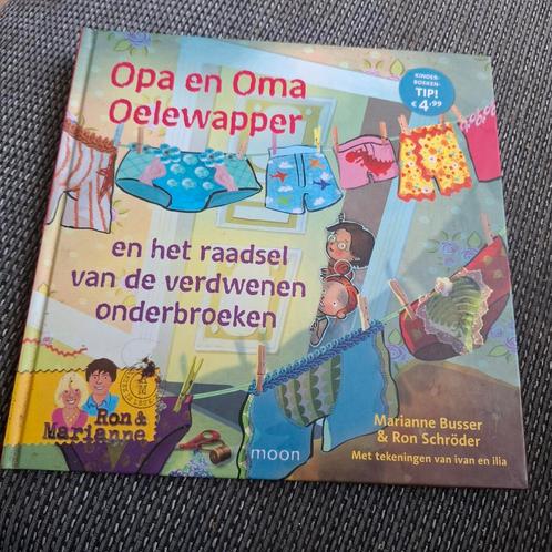 Opa en oma Oelewapper en het raadsel van de verdwenen onderb, Boeken, Prentenboeken en Plaatjesalbums, Zo goed als nieuw, Ophalen of Verzenden