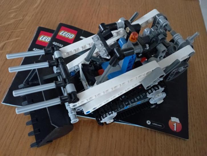 Lego Technic graafmachine rupsband 42032, Kinderen en Baby's, Speelgoed | Duplo en Lego, Zo goed als nieuw, Lego, Complete set