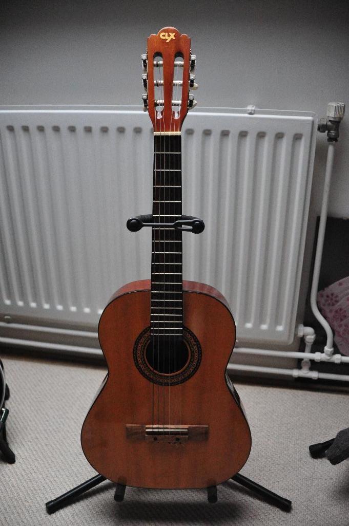 Kindergitaar CLX, Muziek en Instrumenten, Snaarinstrumenten | Gitaren | Akoestisch, Zo goed als nieuw, Overige typen, Ophalen