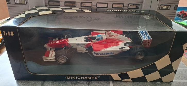 1.18 toyota tf102 m.salo, Hobby en Vrije tijd, Modelauto's | 1:18, Zo goed als nieuw, Auto, MiniChamps, Ophalen of Verzenden