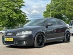 Audi A3 quattro VR6 / 165.km NAP / APK!, Auto's, Audi, Zwart, 3189 cc, Leder en Stof, Zwart