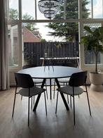 LijnM Eettafel 140 cm eiken zwart rond, Ophalen, Zo goed als nieuw, Rechthoekig, 100 tot 150 cm