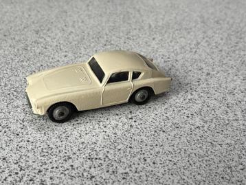 AC Aceca van Dinky Toys beschikbaar voor biedingen