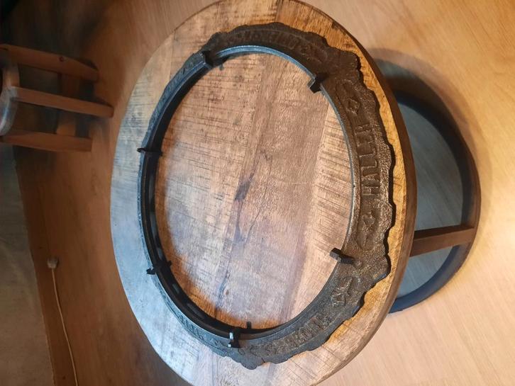 Sierrand voor 4 pits gietijzer oliestel met vulringen, Antiek en Kunst, Antiek | Emaille, Ophalen of Verzenden