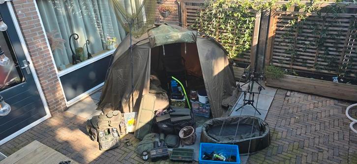 Zeer grote complete karper set Fox-Korda-Nash-Jrc-ultimate, Watersport en Boten, Hengelsport | Karpervissen, Zo goed als nieuw