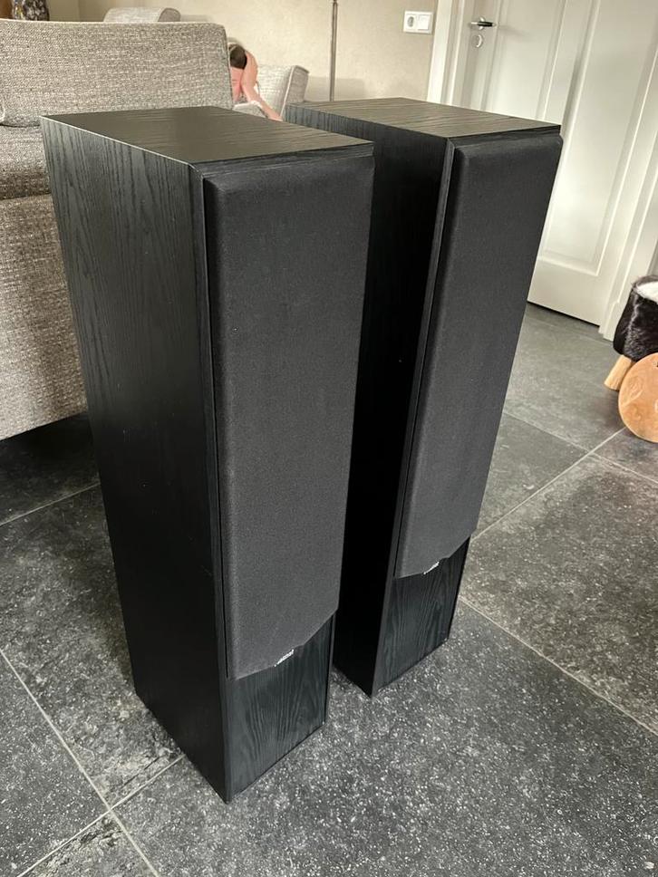 Magnat 144114 luidsprekers 320W, Audio, Tv en Foto, Luidsprekers, Gebruikt, Front, Rear of Stereo speakers, 120 watt of meer, Magnat